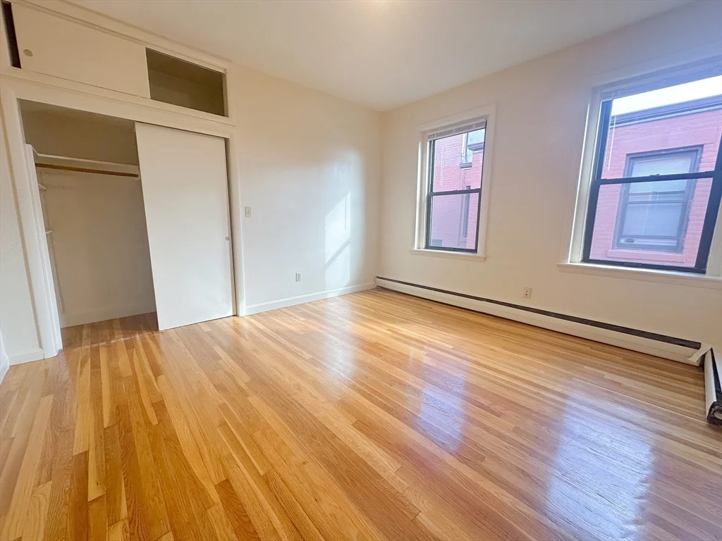 1 bed, 1 bath apartment for rent at 1246 Commonwealth Ave Unit 52, Allston — photo 4 of 5