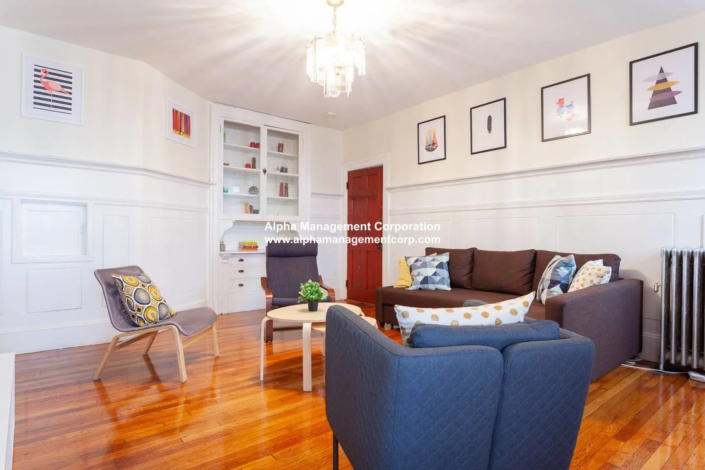 4 bed, 2 bath apartment for rent at 1247 Beacon St Unit 2, Coolidge Corner — photo 5 of 12