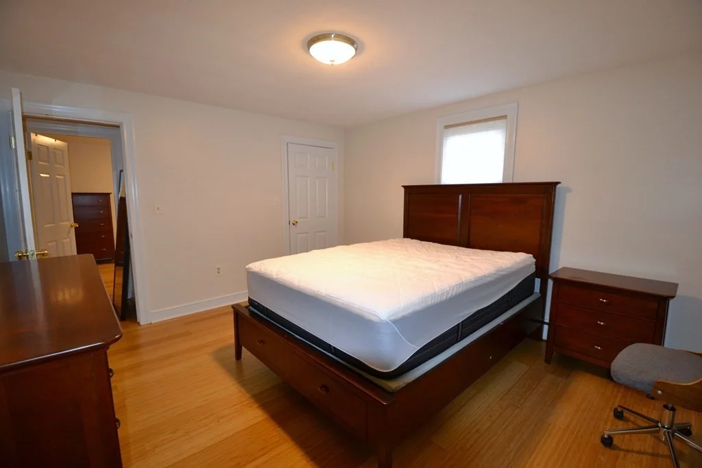 3 bed, 1 bath apartment for rent at 1247 Trapelo Rd Unit 1, North Waltham — photo 8 of 17