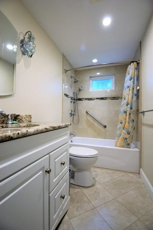 3 bed, 1 bath apartment for rent at 1247 Trapelo Rd, Waltham — photo 10 of 17