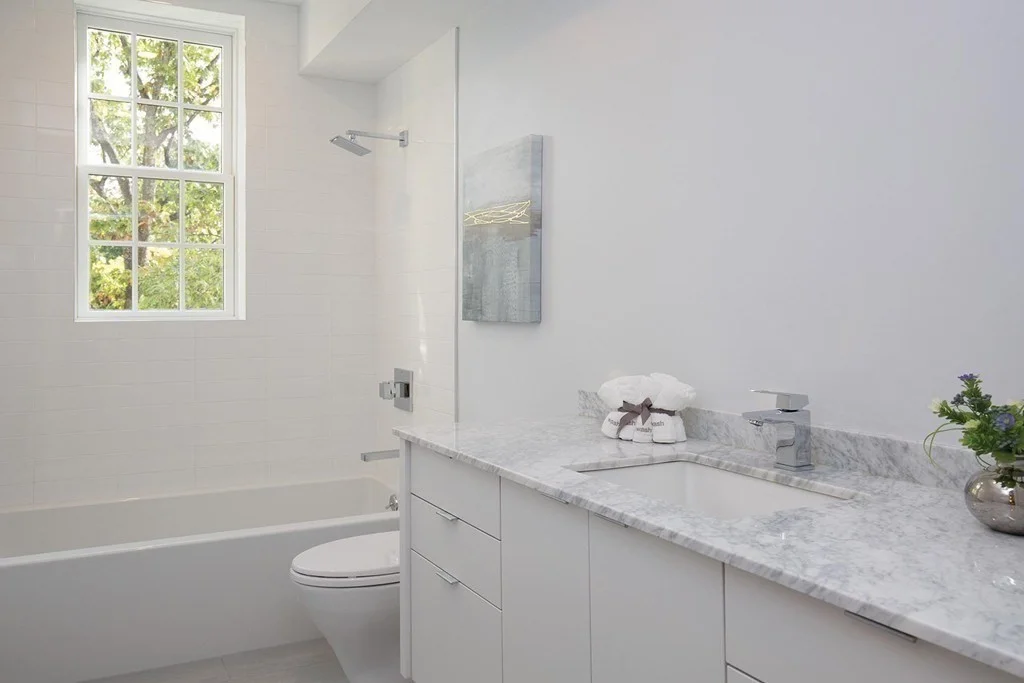 3 bed, 2 bath apartment for rent at 1248 Beacon St Unit 2, Coolidge Corner — photo 12 of 13