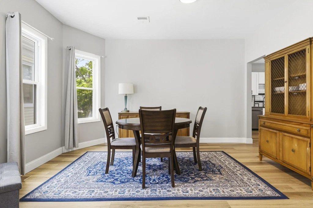 2 bed, 1 bath apartment for rent at 125-127 Arsenal St Unit 2, Watertown — photo 3 of 14