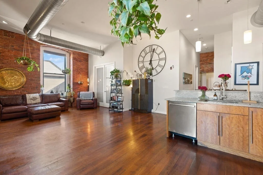 2 bed, 2 bath apartment for rent at 125 B St Unit 4D, South Boston — photo 1 of 19