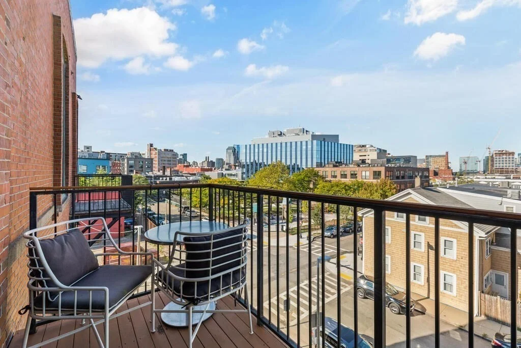 2 bed, 2 bath apartment for rent at 125 B St Unit 4D, South Boston — photo 17 of 19