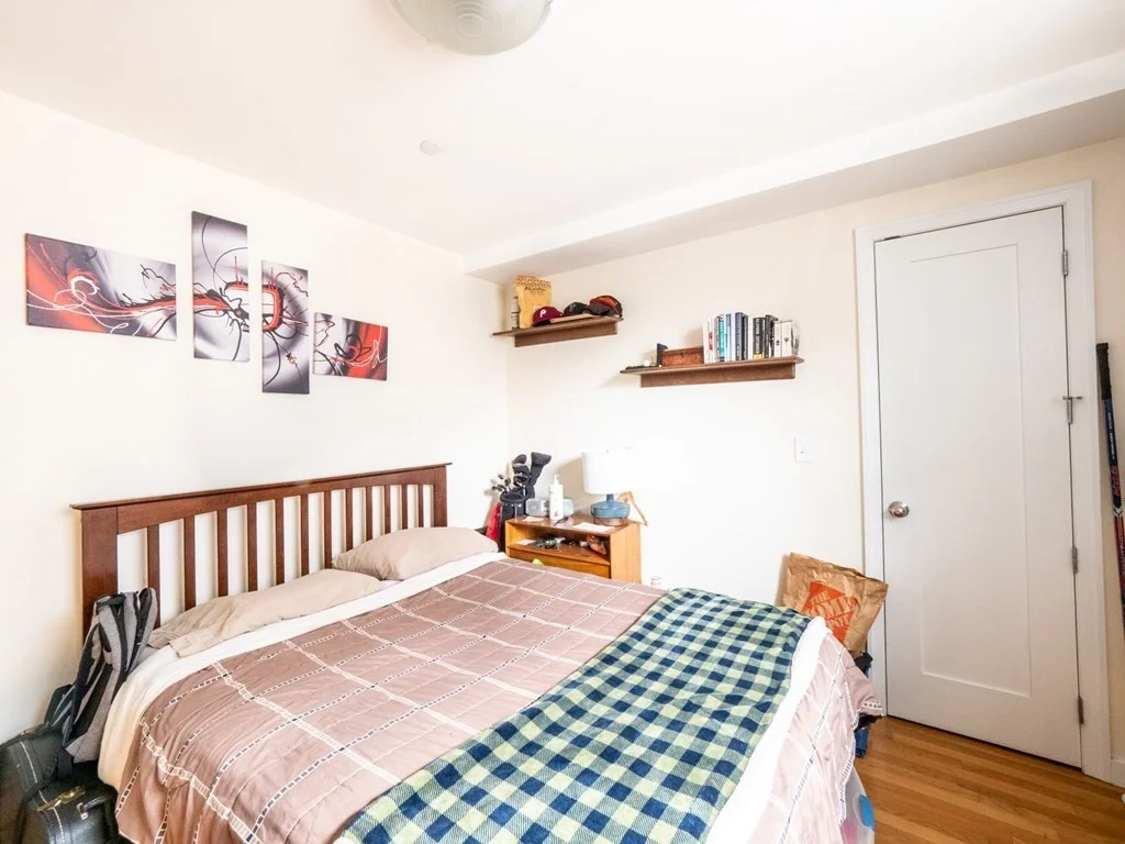 2 bed, 1 bath apartment for rent at 125 B St Unit B, South Boston — photo 4 of 10