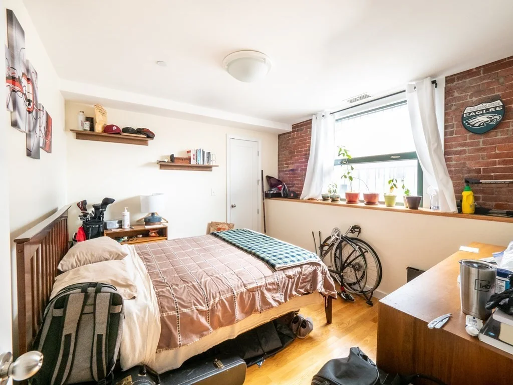 2 bed, 1 bath apartment for rent at 125 B St Unit B, South Boston — photo 3 of 10