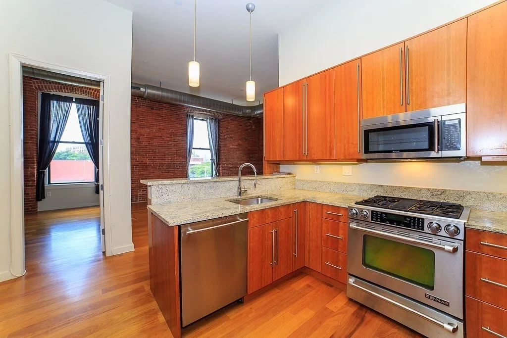 2 bed, 2 bath apartment for rent at 125 B Unit 3A, South Boston — photo 1 of 10