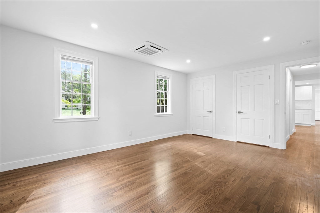 3 bed, 3 bath apartment for rent at 125 Beacon St, Framingham — photo 4 of 12