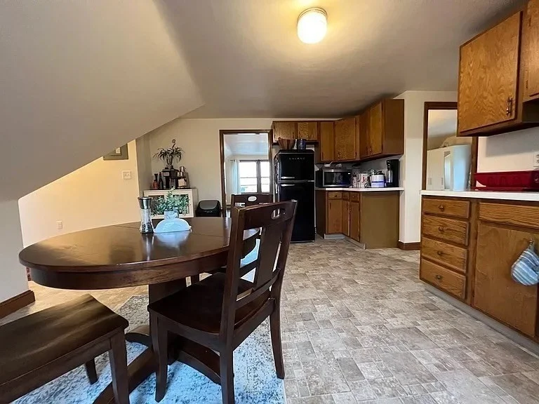 1 bed, 1 bath apartment for rent at 125 Beale Unit C, Quincy — photo 5 of 19