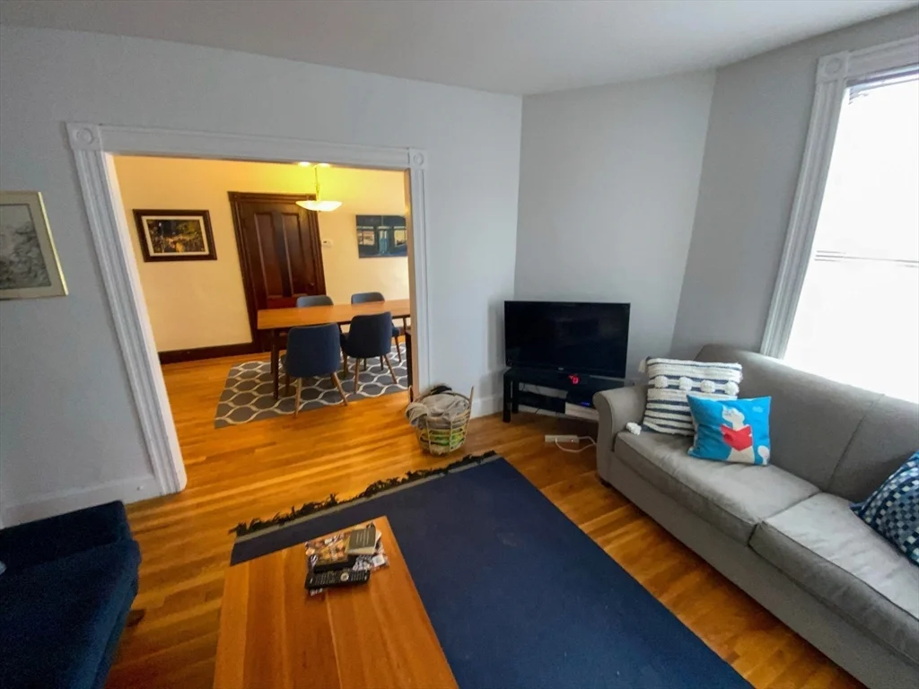 1 bed, 1 bath apartment for rent at 125 Brattle St Unit 1, Arlington — photo 9 of 10