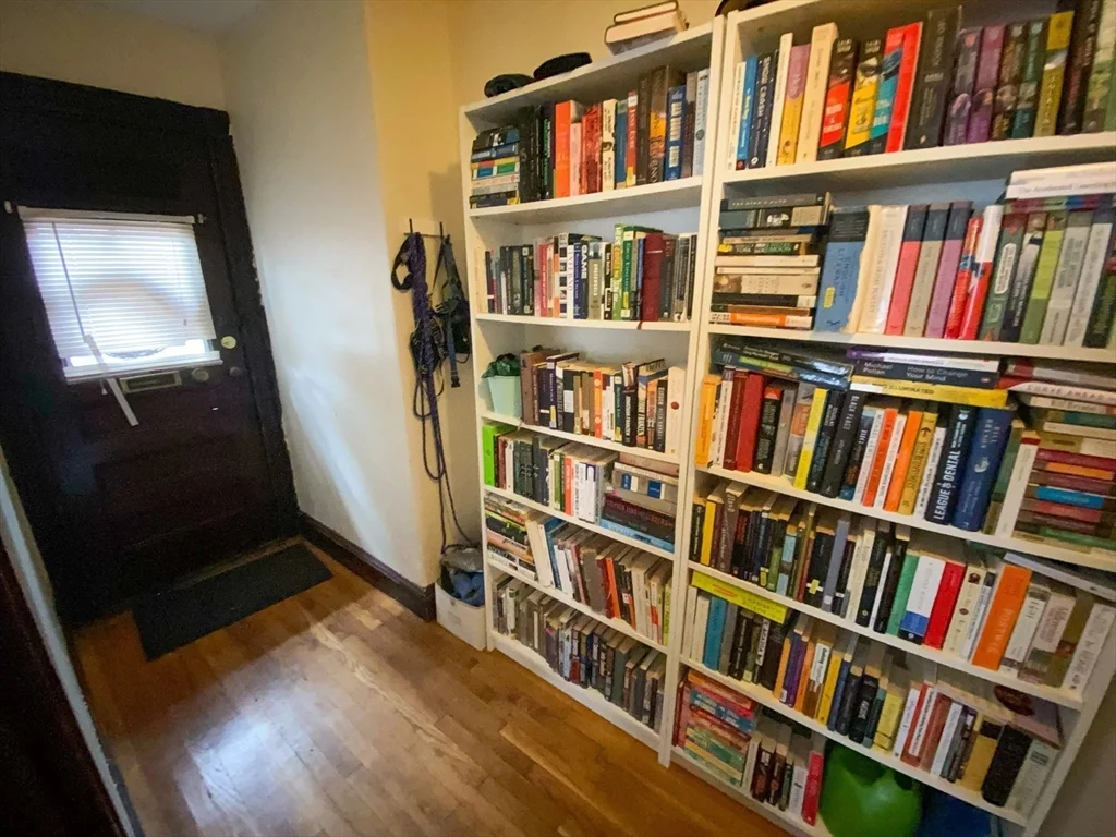 1 bed, 1 bath apartment for rent at 125 Brattle St Unit 1, Arlington — photo 10 of 10