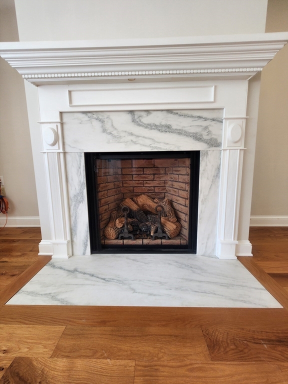 2 bed, 1 bath apartment for rent at 125 Center St Unit 1, Lee — photo 3 of 13