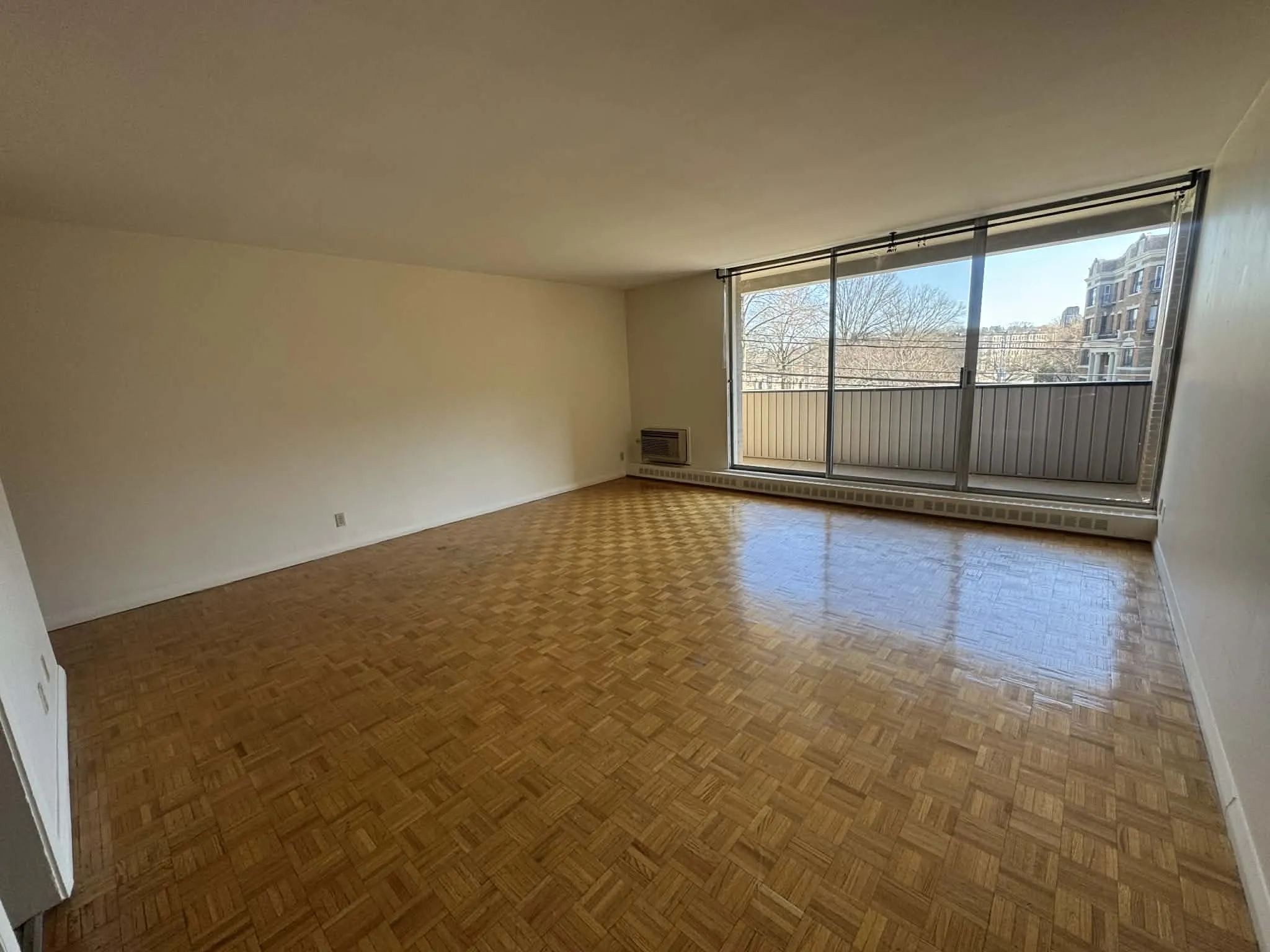 1 bed, 1 bath apartment for rent at 125 Chiswick Rd Unit 209, Brighton — photo 7 of 12