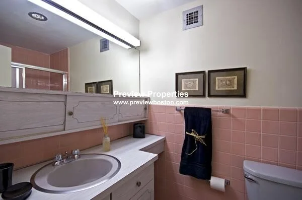 Studio bed, 1 bath apartment for rent at 125 Chiswick Rd Unit 308P, Brighton — photo 3 of 16