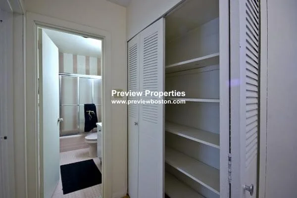 2 bed, 1 bath apartment for rent at 125 Chiswick Rd Unit 404P, Brighton — photo 4 of 15