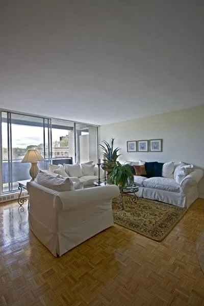 2 bed, 1 bath apartment for rent at 125 Chiswick Rd Unit 511, Brighton — photo 4 of 19