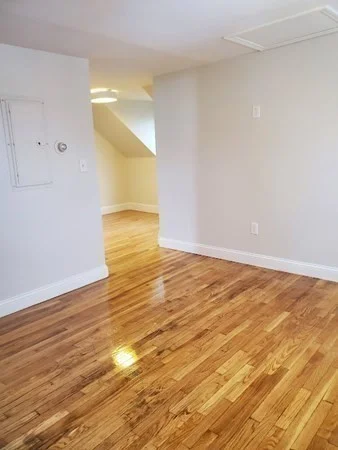 4 bed, 3 bath apartment for rent at 125 Commercial Unit 125, Braintree — photo 11 of 17