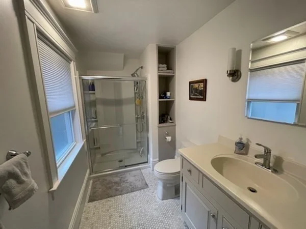 5 bed, 2.5 bath apartment for rent at 125 Coolidge St Unit 1, North Brookline — photo 21 of 37