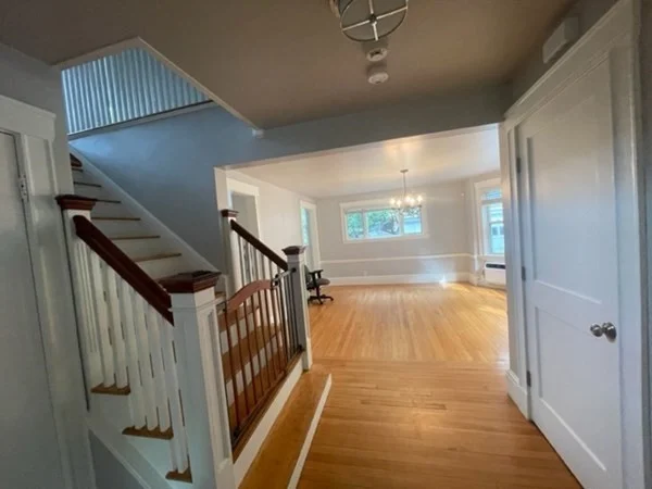 5 bed, 2.5 bath apartment for rent at 125 Coolidge St Unit 1, North Brookline — photo 5 of 37