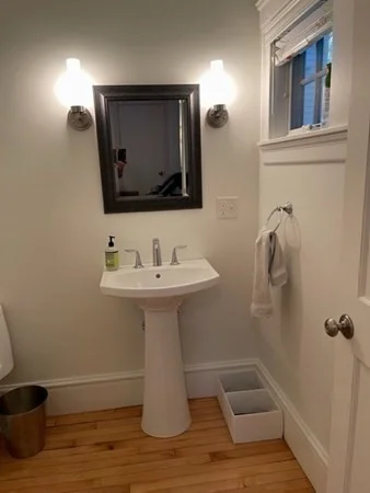 5 bed, 2.5 bath apartment for rent at 125 Coolidge St Unit 1, North Brookline — photo 33 of 37