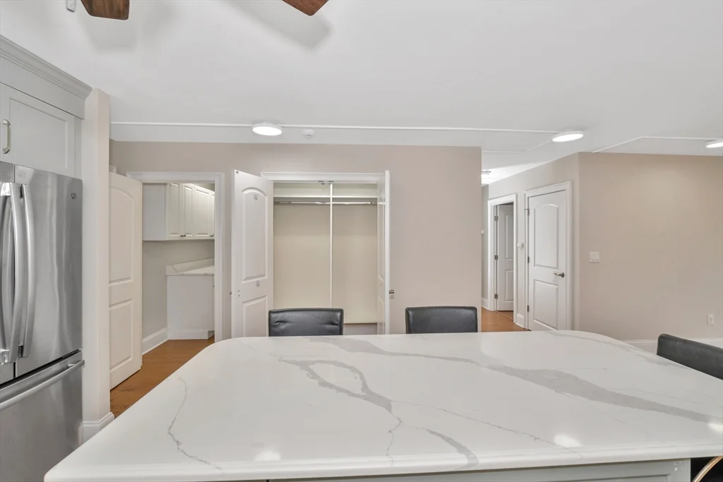 1 bed, 1 bath apartment for rent at 125 Coolidge Unit 308, Watertown — photo 11 of 35