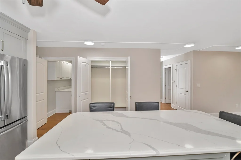 1 bed, 1 bath apartment for rent at 125 Coolidge Unit 308, Watertown — photo 8 of 35