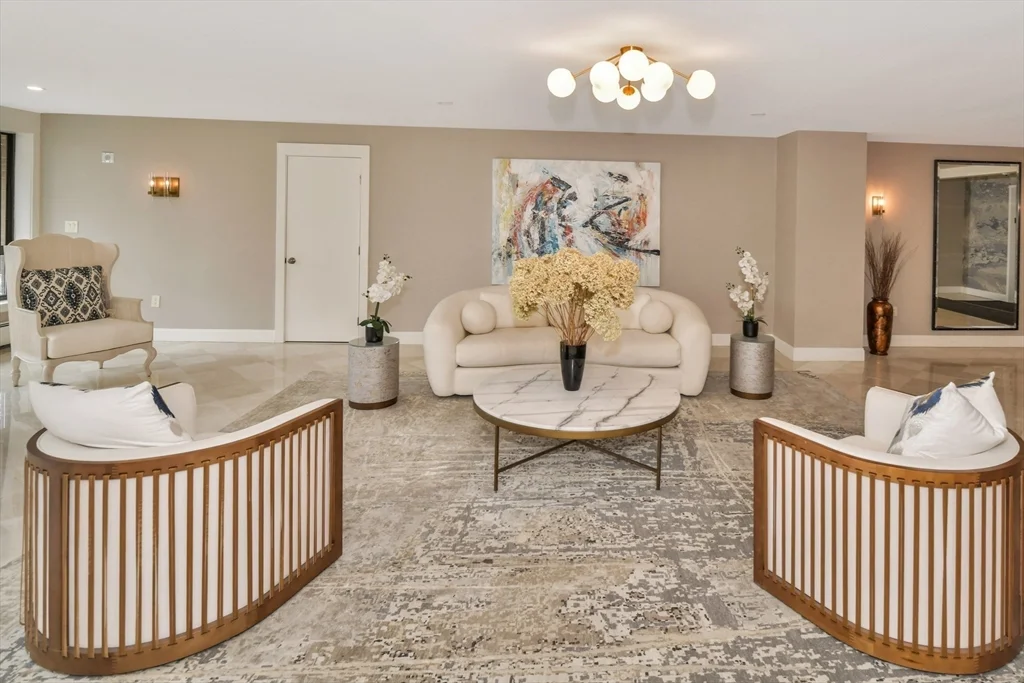 1 bed, 1 bath apartment for rent at 125 Coolidge Unit 308, Watertown — photo 6 of 35