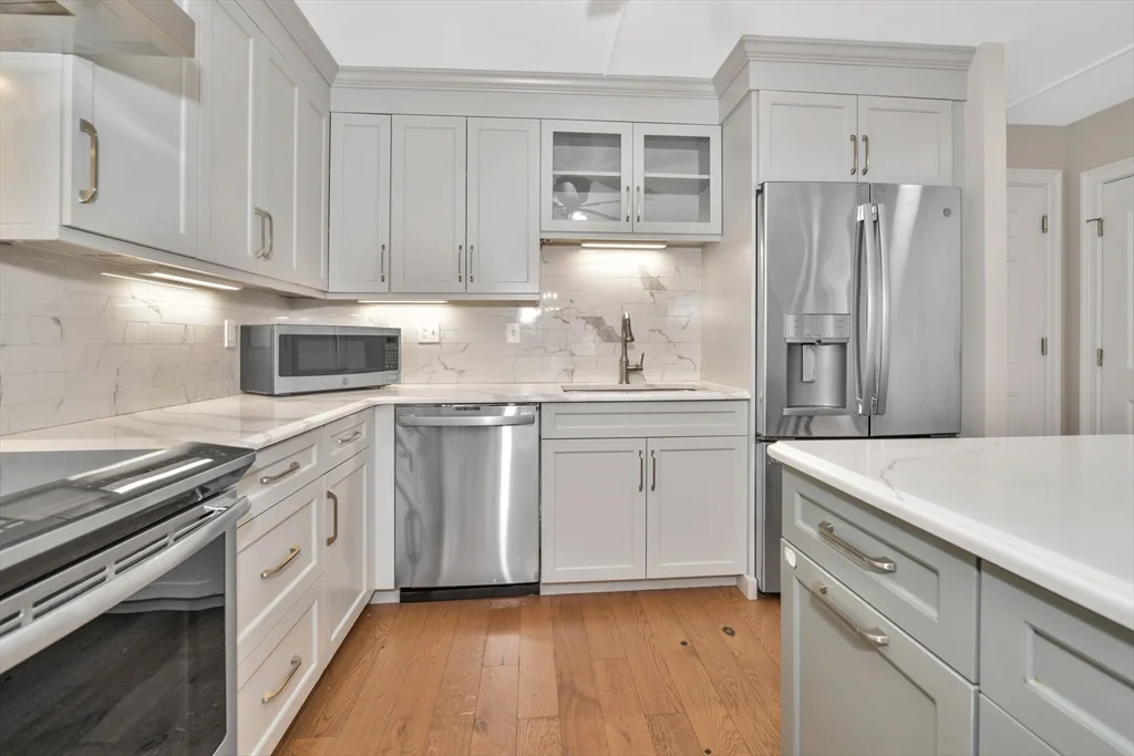 1 bed, 1 bath apartment for rent at 125 Coolidge Unit 308, Watertown — photo 22 of 35