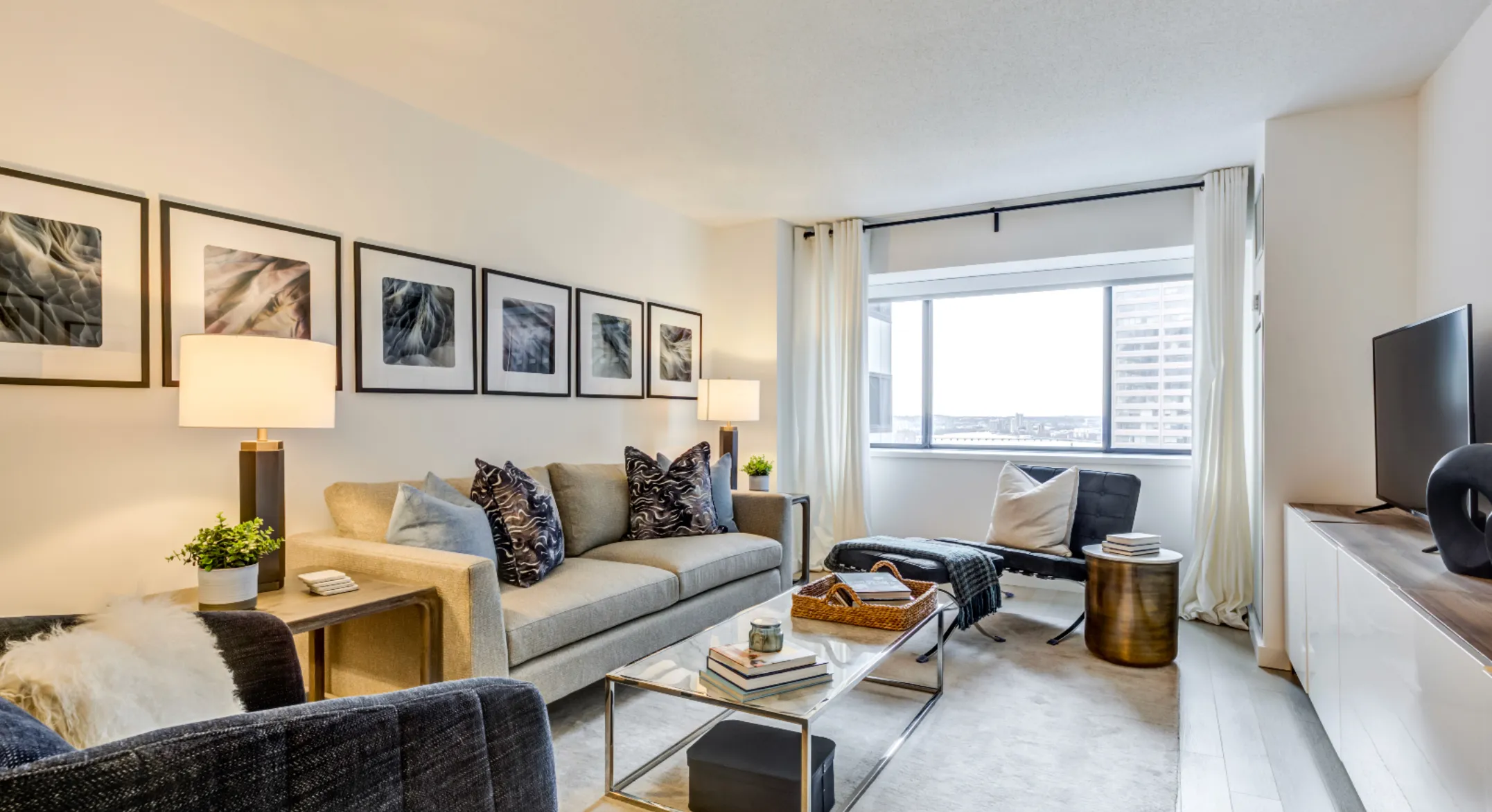 1 bed, 1 bath apartment for rent at 125 Devonshire Pl Unit 1704, Boston Downtown — photo 2 of 10