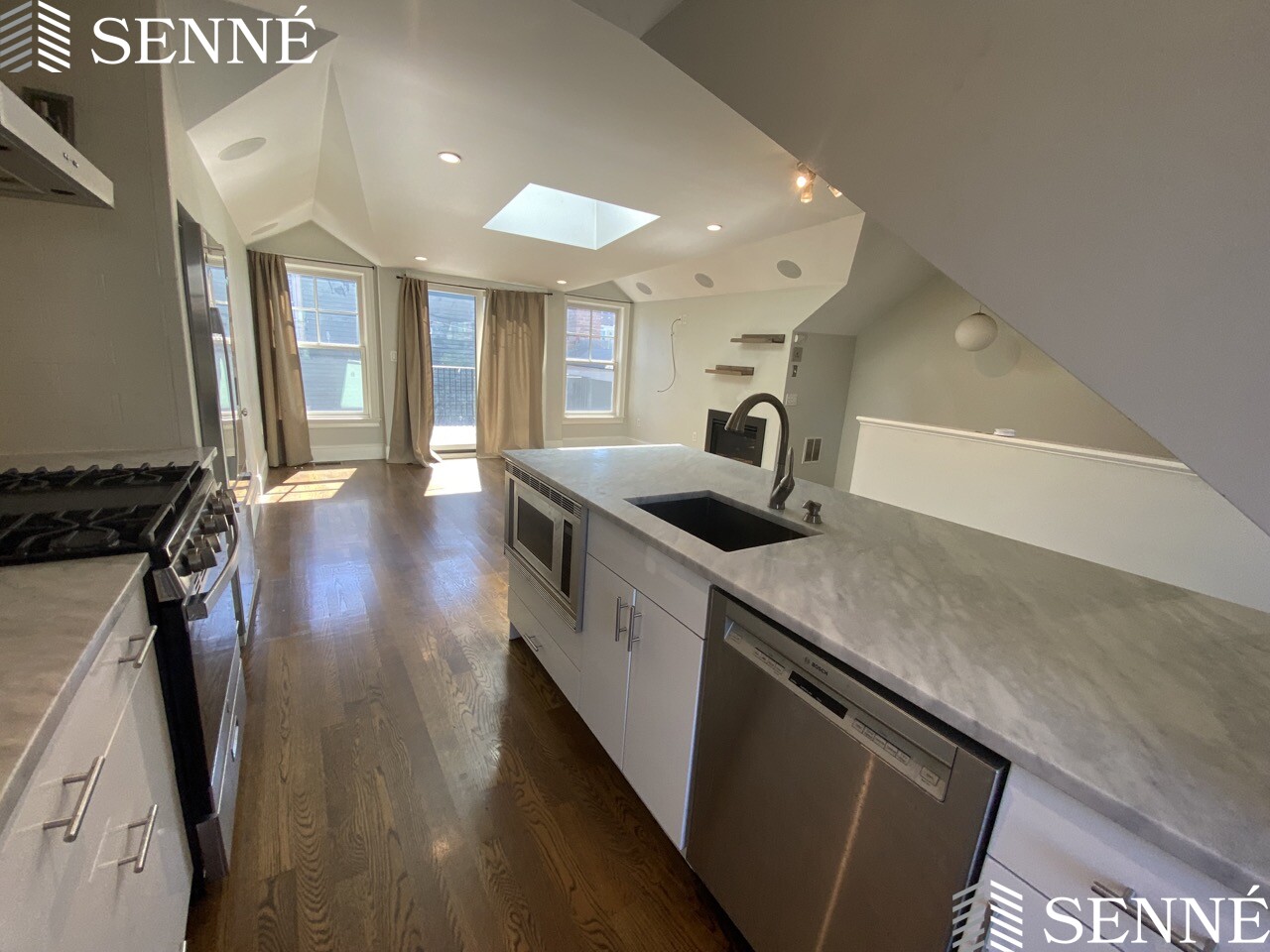 2 bed, 2 bath apartment for rent at 125 F St Unit 2, South Boston