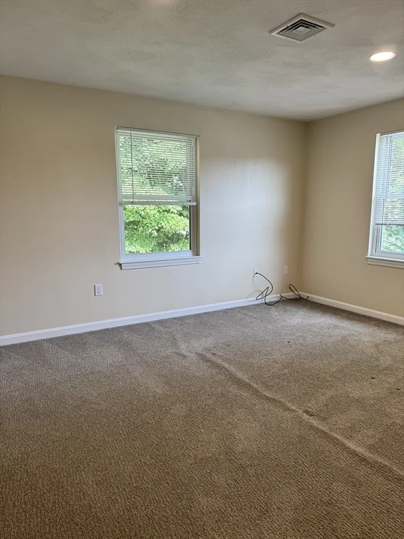 3 bed, 1 bath apartment for rent at 125 Franklin St Unit A, Stoneham — photo 10 of 15