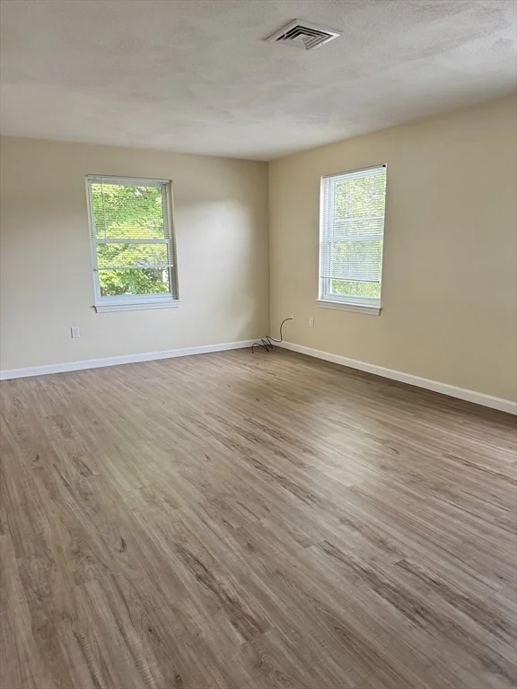 3 bed, 1 bath apartment for rent at 125 Franklin St Unit A, Stoneham — photo 6 of 15