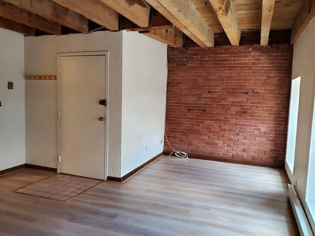 2 bed, 1 bath apartment for rent at 125 Fulton St Unit 4, North End — photo 4 of 10