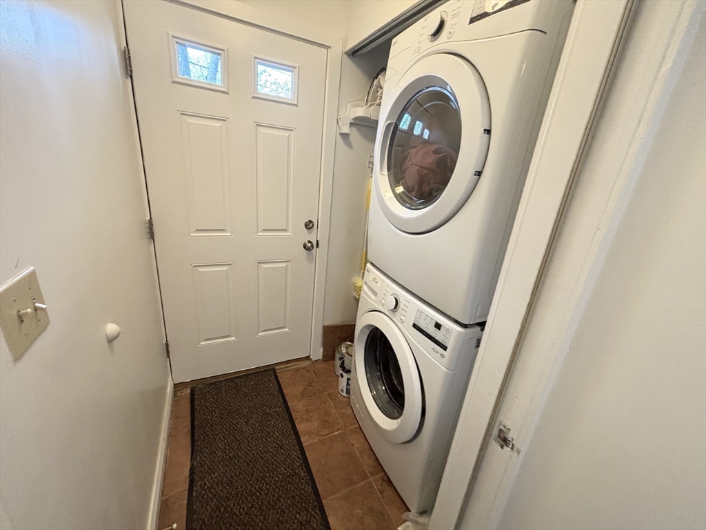 2 bed, 1 bath apartment for rent at 125 Governor Winthrop Unit 2A, Ten Hills — photo 27 of 29
