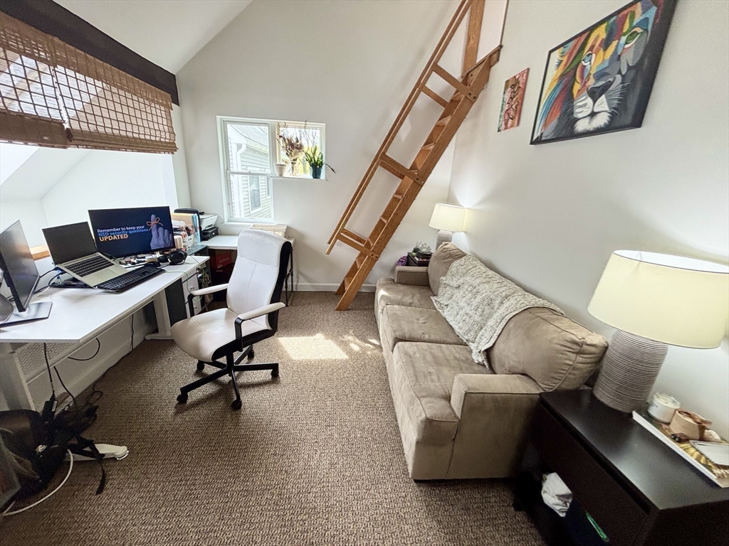 2 bed, 1 bath apartment for rent at 125 Governor Winthrop Unit 2A, Ten Hills — photo 16 of 29
