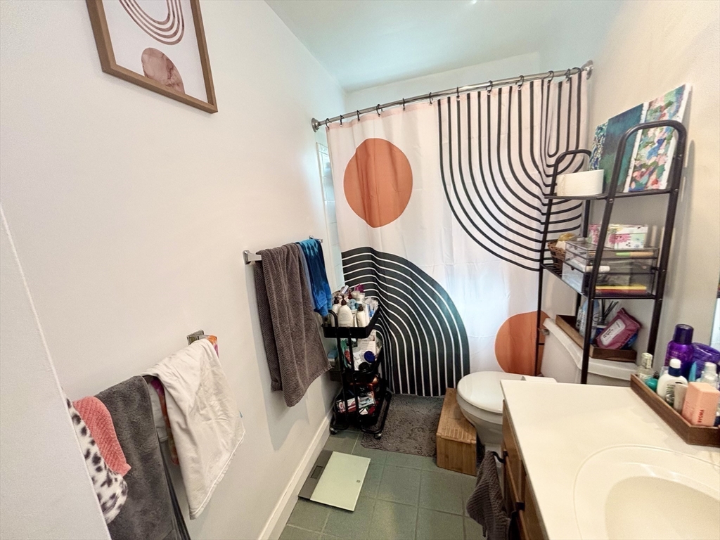 2 bed, 1 bath apartment for rent at 125 Governor Winthrop Unit 2A, Ten Hills — photo 24 of 29