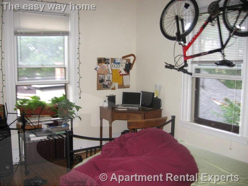 3 bed, 1 bath apartment for rent at 125 Hampshire St Unit 5, Central Square — photo 6 of 6