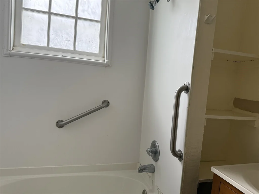 1 bed, 1 bath apartment for rent at 125 High St Unit CR, North Attleboro — photo 10 of 19
