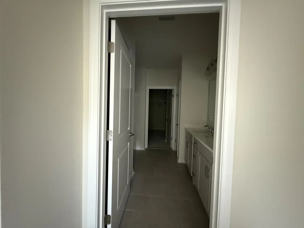 1 bed, 1 bath apartment for rent at 125 High St Unit CR, North Attleboro — photo 3 of 19