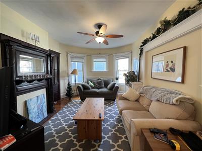4 bed, 2 bath apartment for rent at 125 Liberty Rd Unit 2, Powder House Square — photo 2 of 22