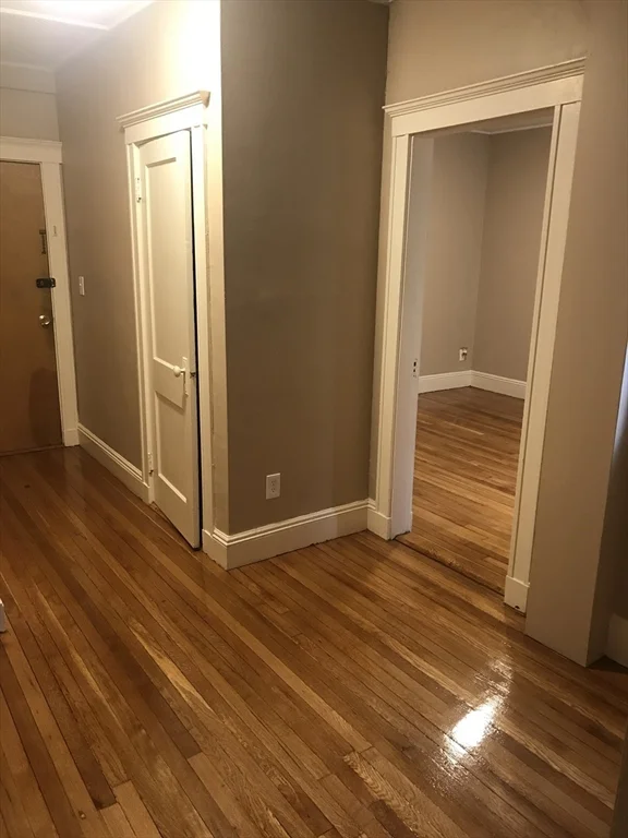 1 bed, 1 bath apartment for rent at 125 Park Dr Unit 23, Fenway — photo 8 of 11