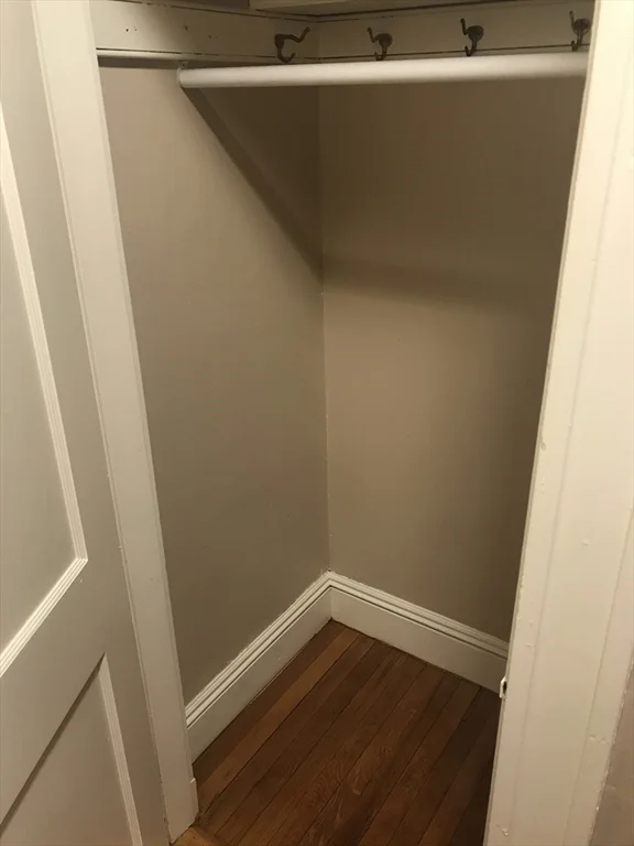 1 bed, 1 bath apartment for rent at 125 Park Dr Unit 23, Fenway — photo 7 of 11