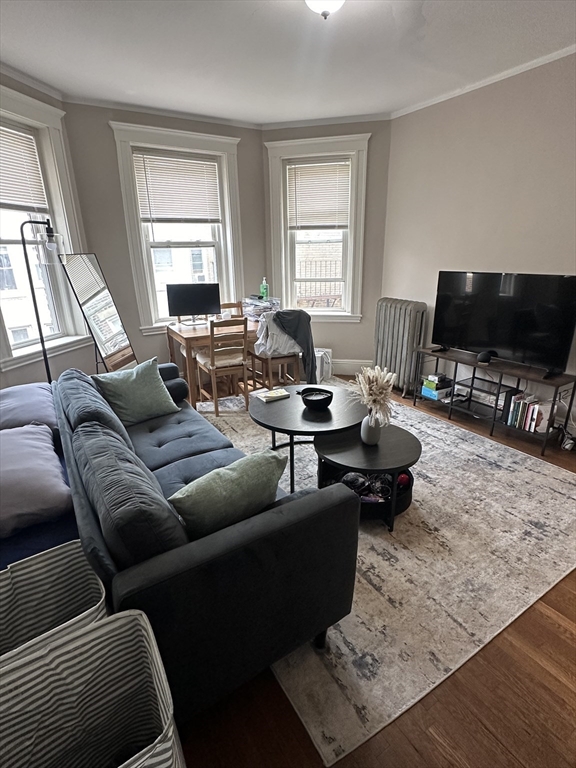 Studio bed, 1 bath apartment for rent at 125 Park Dr Unit 28, Fenway — photo 2 of 9