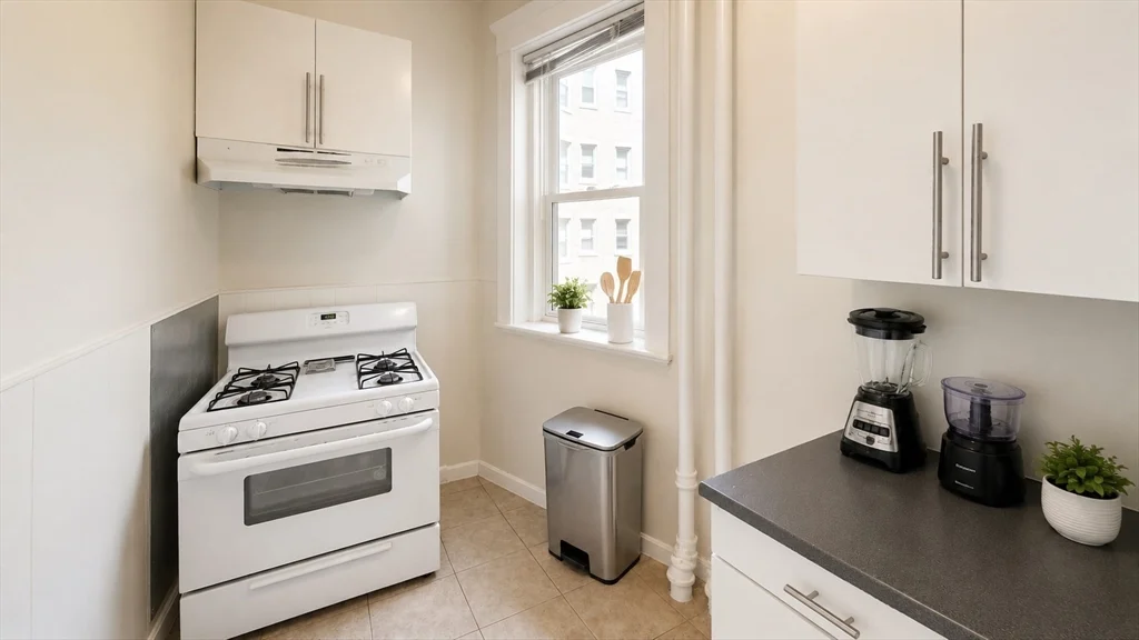 Studio bed, 1 bath apartment for rent at 125 Park Dr Unit 3, Fenway — photo 5 of 8