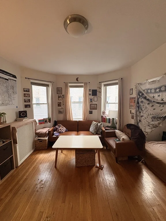 Studio bed, 1 bath apartment for rent at 125 Park Dr Unit 7, Fenway — photo 6 of 9