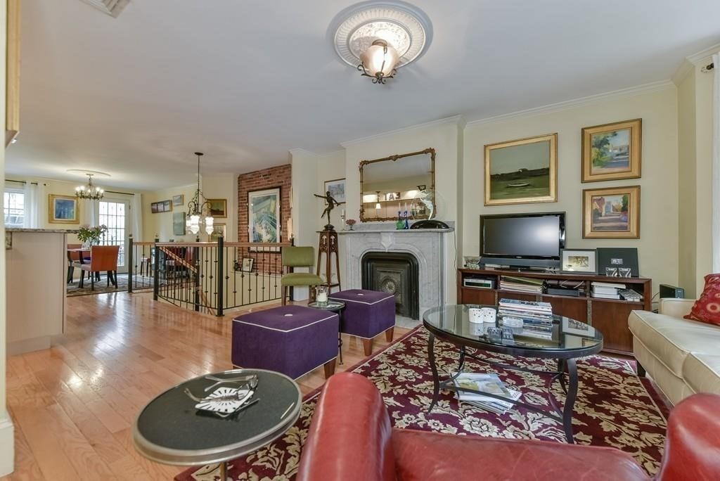 2 bed, 2.5 bath apartment for rent at 125 Pembroke St Unit B, South End — photo 2 of 13