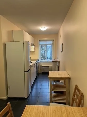 1 bed, 1 bath apartment for rent at 125 Pleasant St Unit 103, Arlington — photo 8 of 16