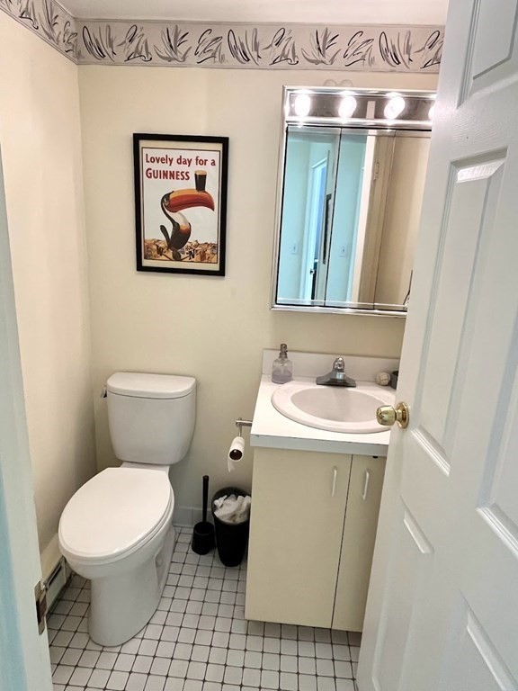 1 bed, 1 bath apartment for rent at 125 Pleasant St Unit 105, Brookline — photo 9 of 10