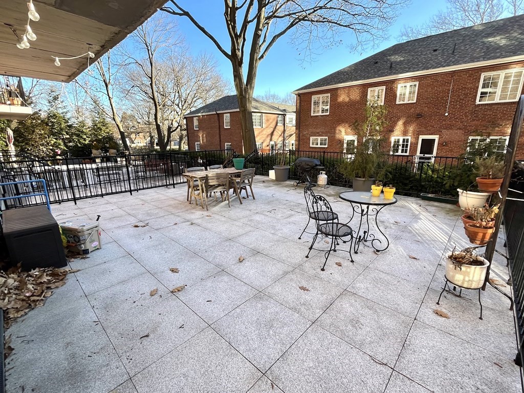 1 bed, 1 bath apartment for rent at 125 Pleasant St Unit 105, Brookline — photo 10 of 10