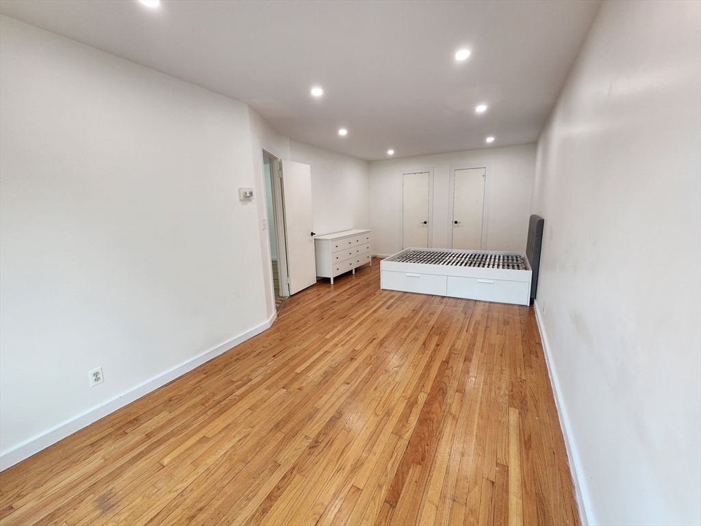 1 bed, 1 bath apartment for rent at 125 Pleasant St Unit 203, Arlington — photo 13 of 19
